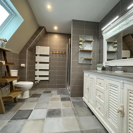 Aux Gardes Aux Pieds Des Montagnes Ferienhaus Saint-Jacques-des-Blats